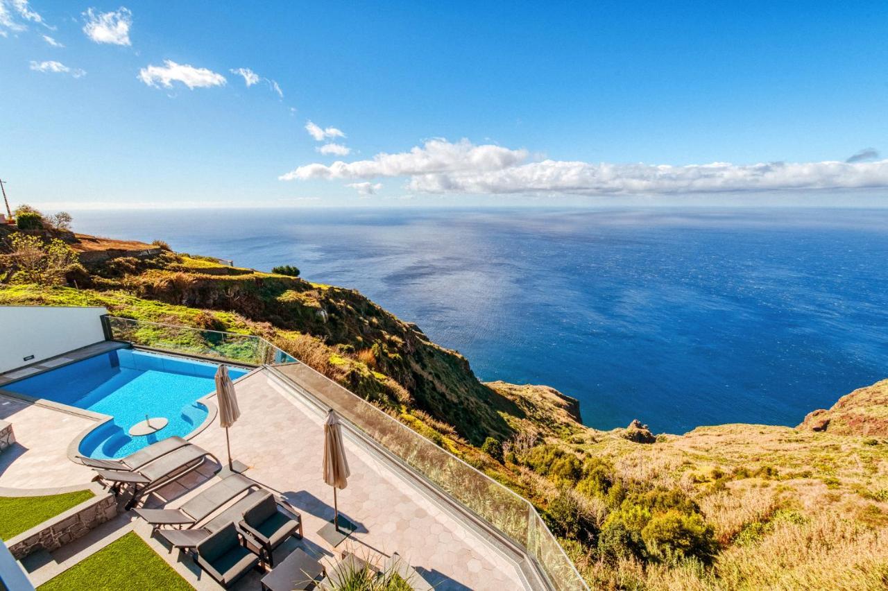 The Cliffhouse By Lovelystay Fajã da Ovelha Eksteriør bilde